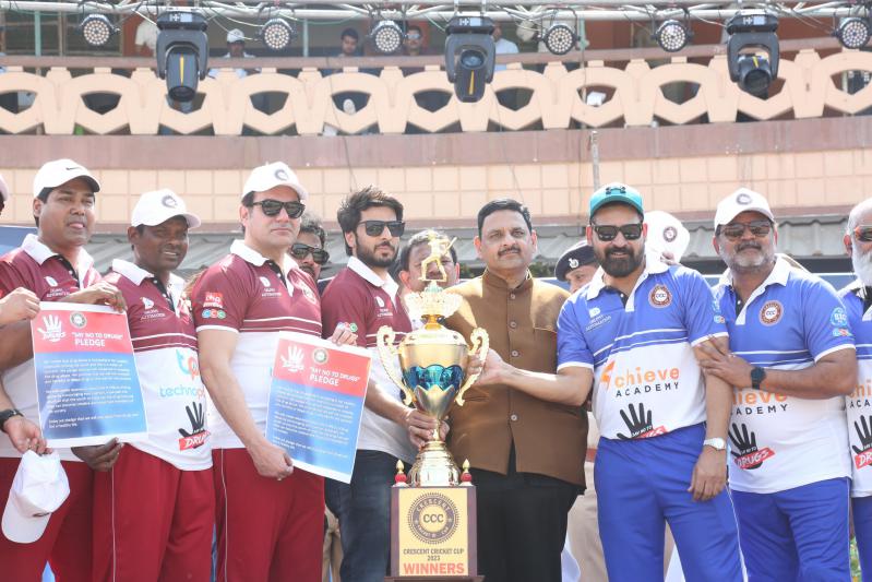 ccc-bollywood-tollywood-cricket-match-17.jpg