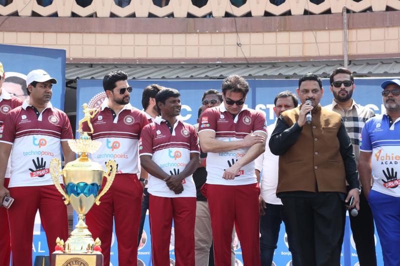ccc-bollywood-tollywood-cricket-match-7.jpg