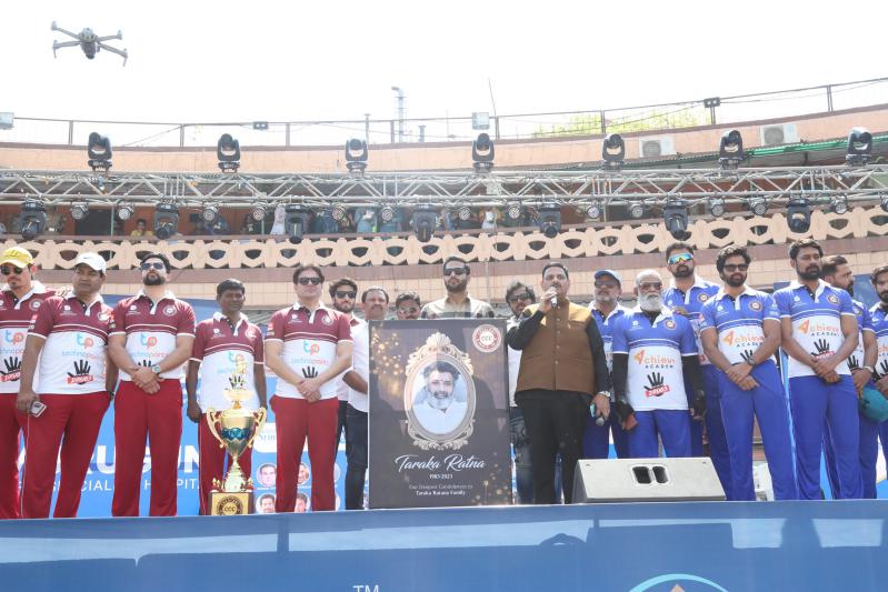 ccc-bollywood-tollywood-cricket-match-8.jpg
