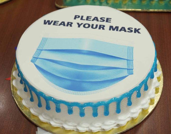 celebrating-and-spreading-messages-through-designer-cakes-is-a-trend-for-this-new-year-celebrations-4.jpg