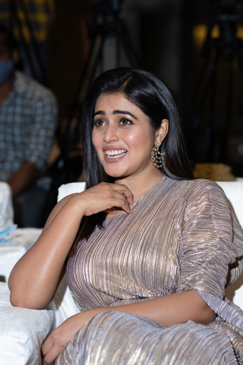celebrating-mass-entertainer-maruthi-12.jpg