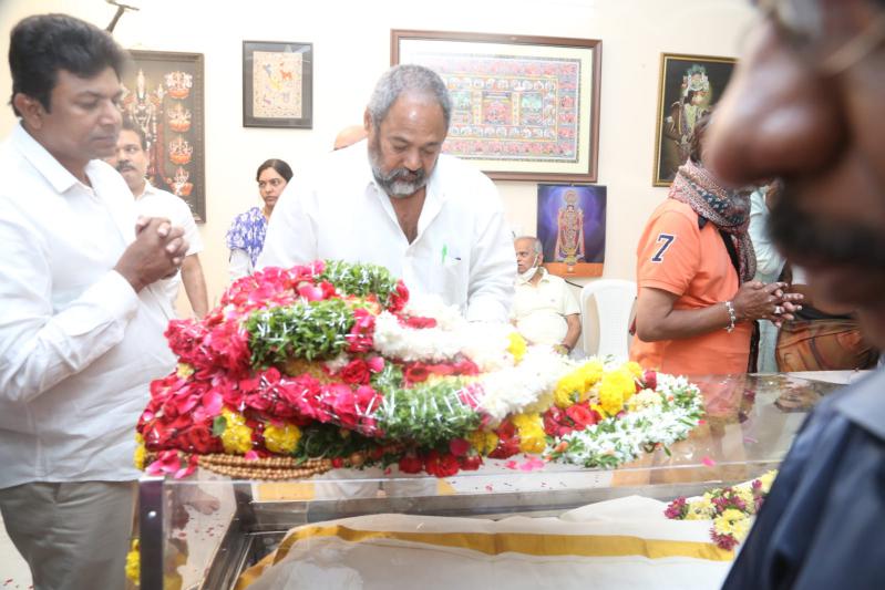 celebrities-condolences-to-director-k-viswanath-25.jpg