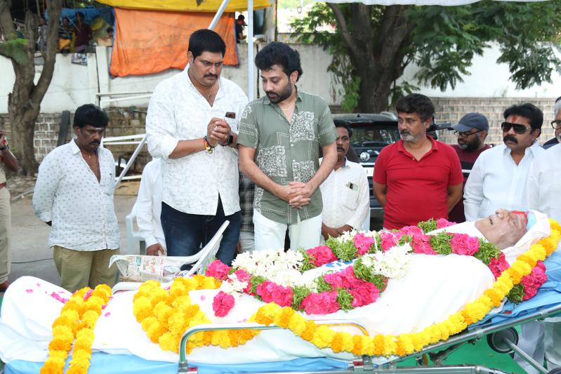 Celebs Pay Final Respect to Artist Sarath Babu