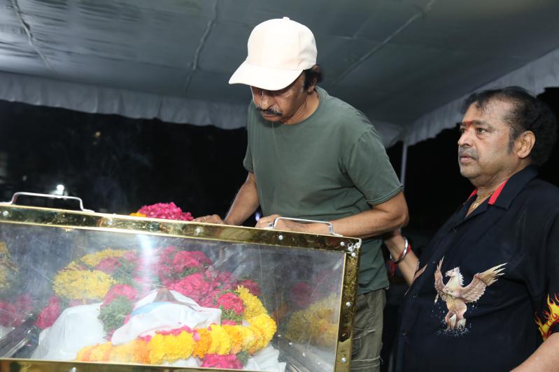 celebs-pay-final-respect-to-artist-sarath-babu-29.jpg