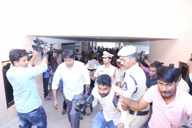 celebs-pay-final-respect-to-chalapathi-rao-12.jpg