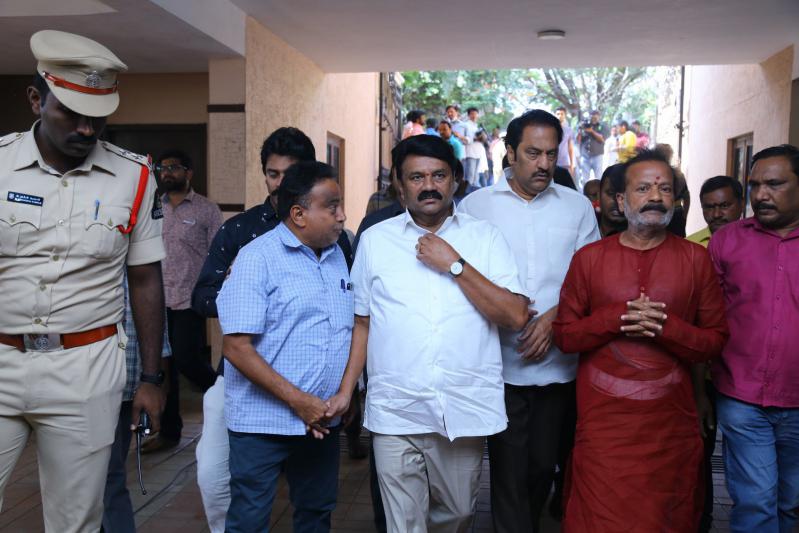 celebs-pay-final-respect-to-chalapathi-rao-5.jpg