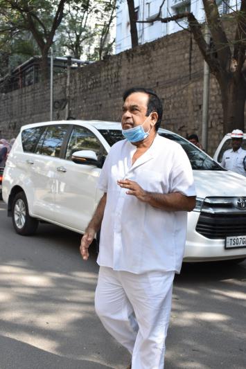 celebs-pay-final-respect-to-kaikala-satyanarayana-3.jpg