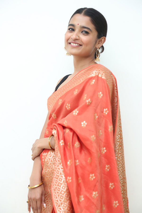 chaitra-stills-7.jpg