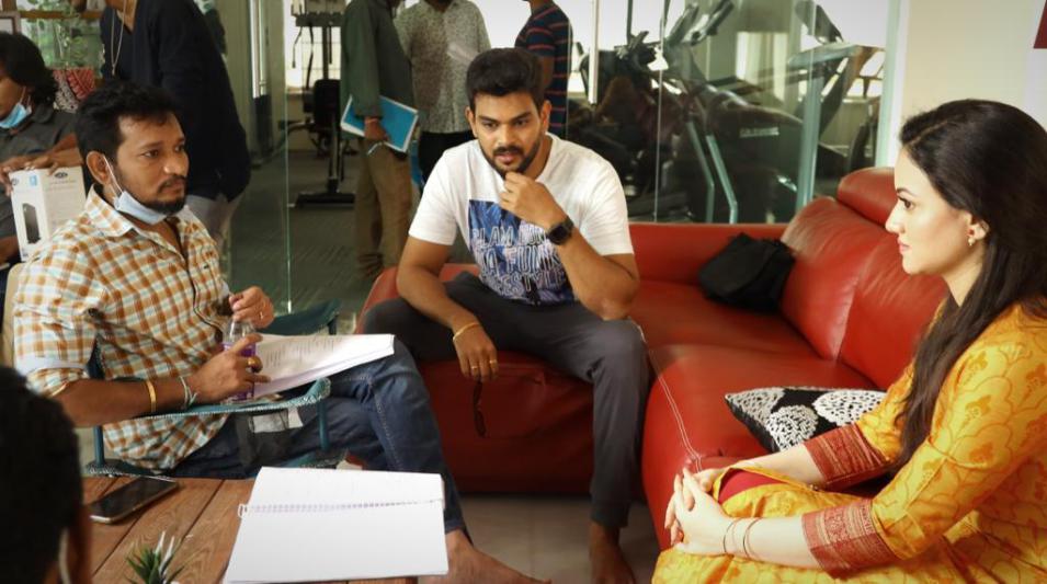 chakravyuham-movie-stills-3.jpg