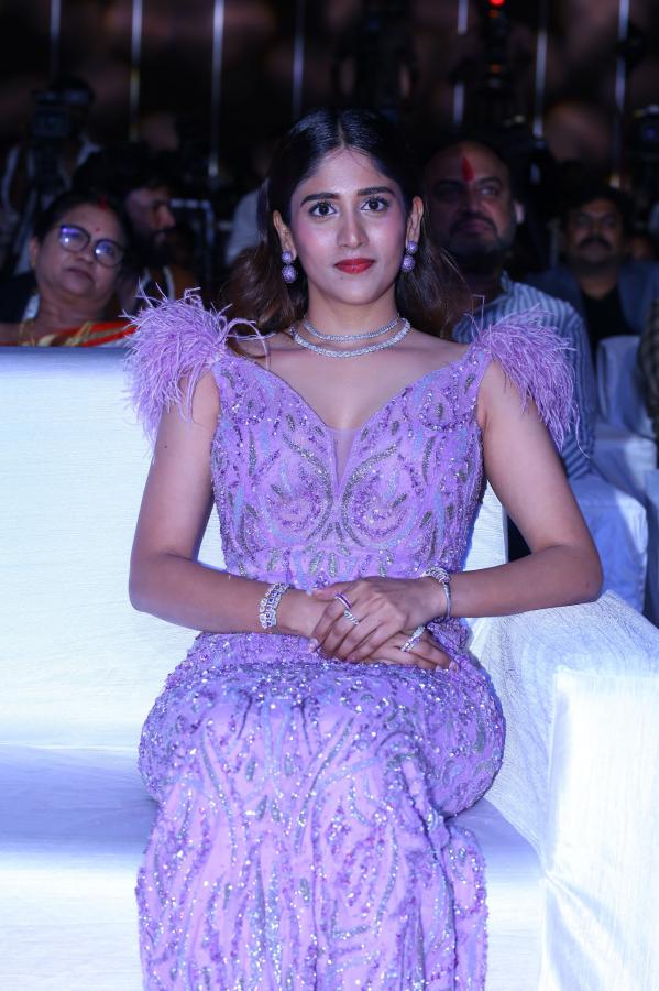 chandhini-chowdary-stills-3.jpg