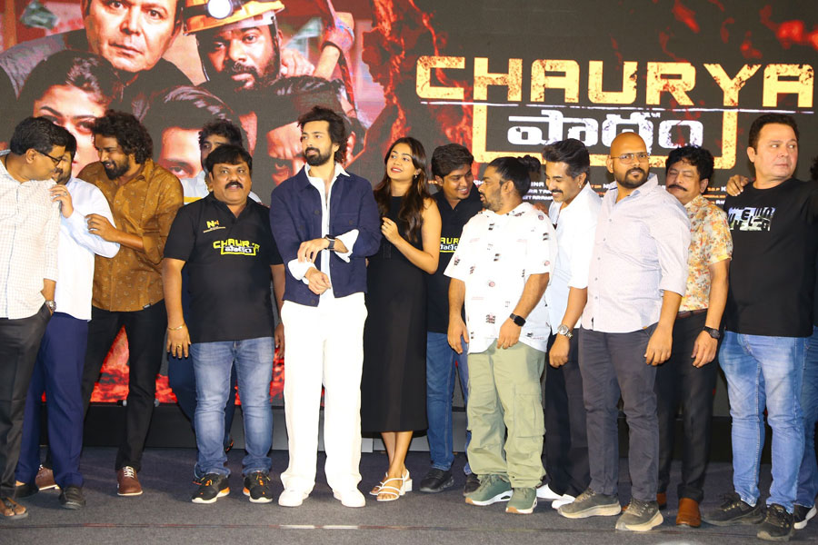 chaurya-paatam-teaser-launch-set-2-9.jpg