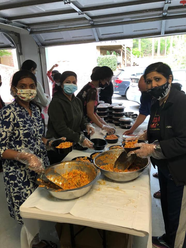 chinmaya-mission-delivered-food-packages-in-forsyth-county-6.jpg