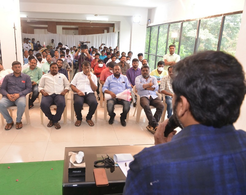 chiranjeevi-appreciates-mega-fans-2.jpg