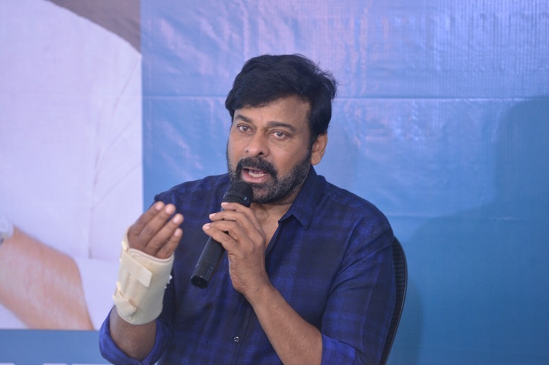 chiranjeevi-appreciates-mega-fans-3.jpg