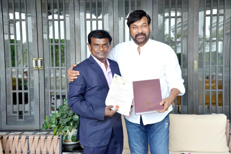 chiranjeevi-congratulations-to-film-journalist-dr-ramesh-chinnamula-4.jpg