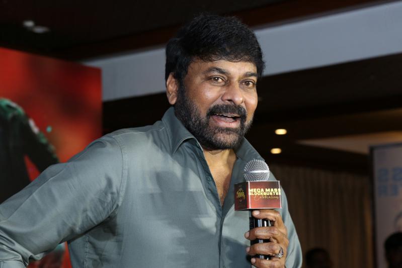 chiranjeevi-stills-5-10.jpg