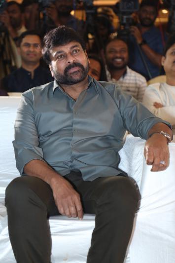chiranjeevi-stills-5-11.jpg