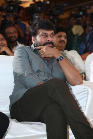 chiranjeevi-stills-5-12.jpg