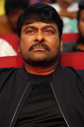 chiranjeevi-stills-7-5.jpg