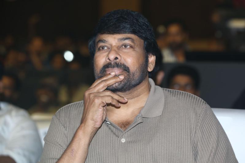 chiranjeevi-stills-8-5.jpg