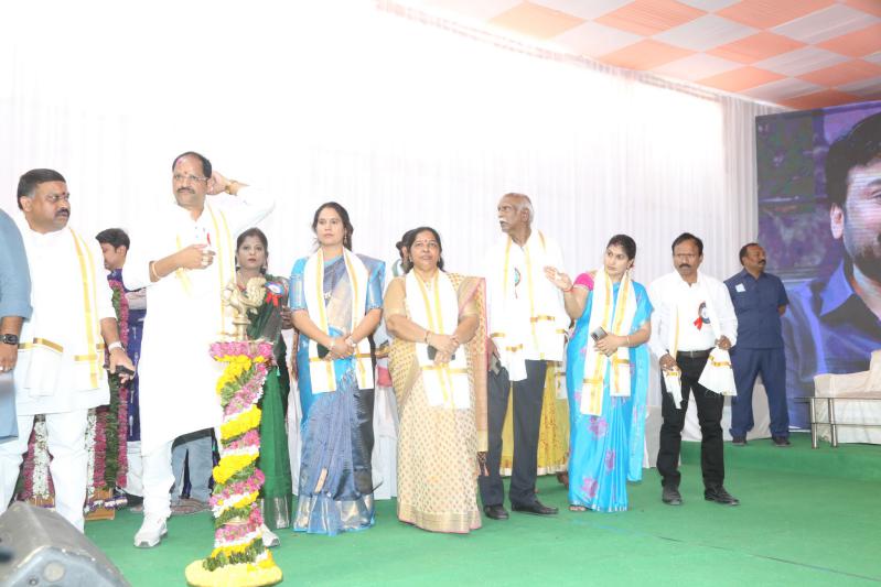 chiru-at-chitrapuri-colony-mig-houses-opening-10.jpg