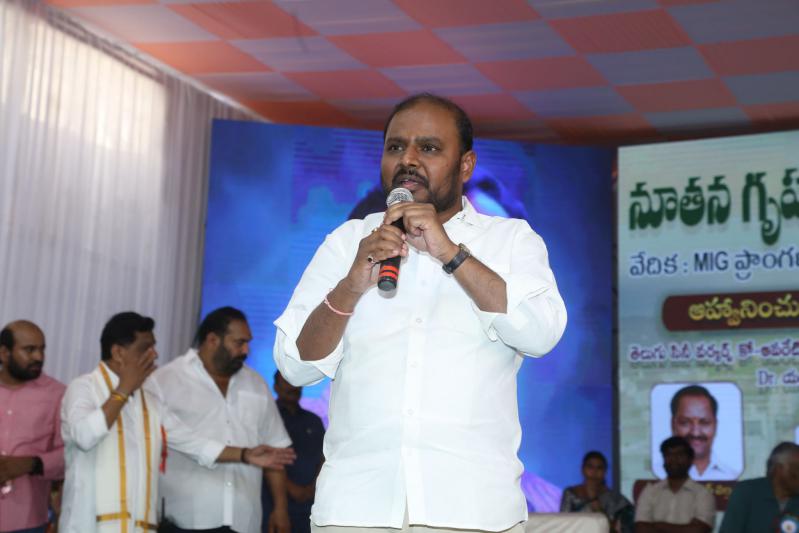 chiru-at-chitrapuri-colony-mig-houses-opening-26.jpg