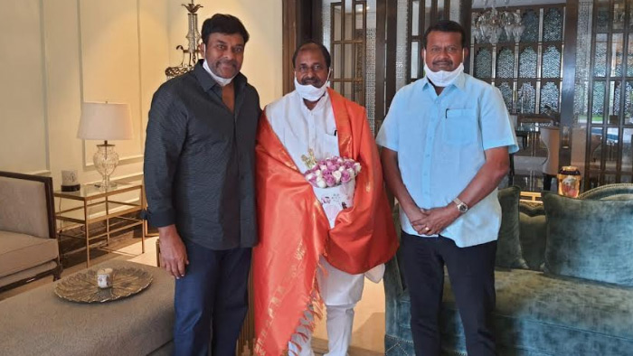 Somu Verraju Meets Chiranjeevi