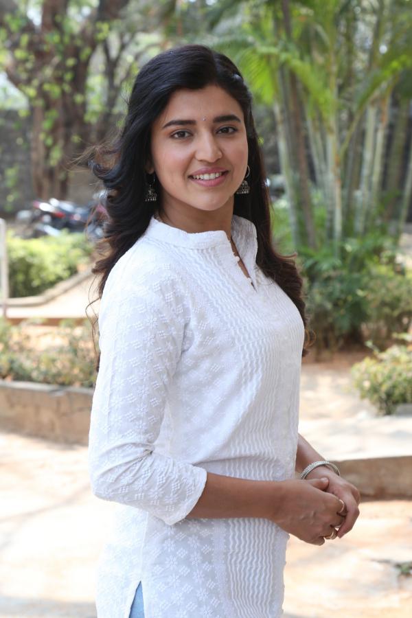 chithra-shukla-stills-7.jpg