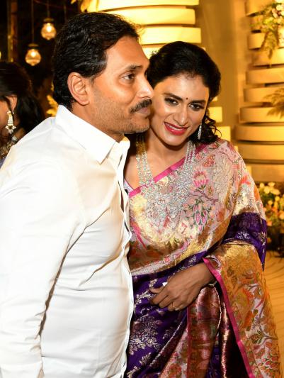 cm-jagan-attends-for-ys-sharmila-son-engagement-2.jpg