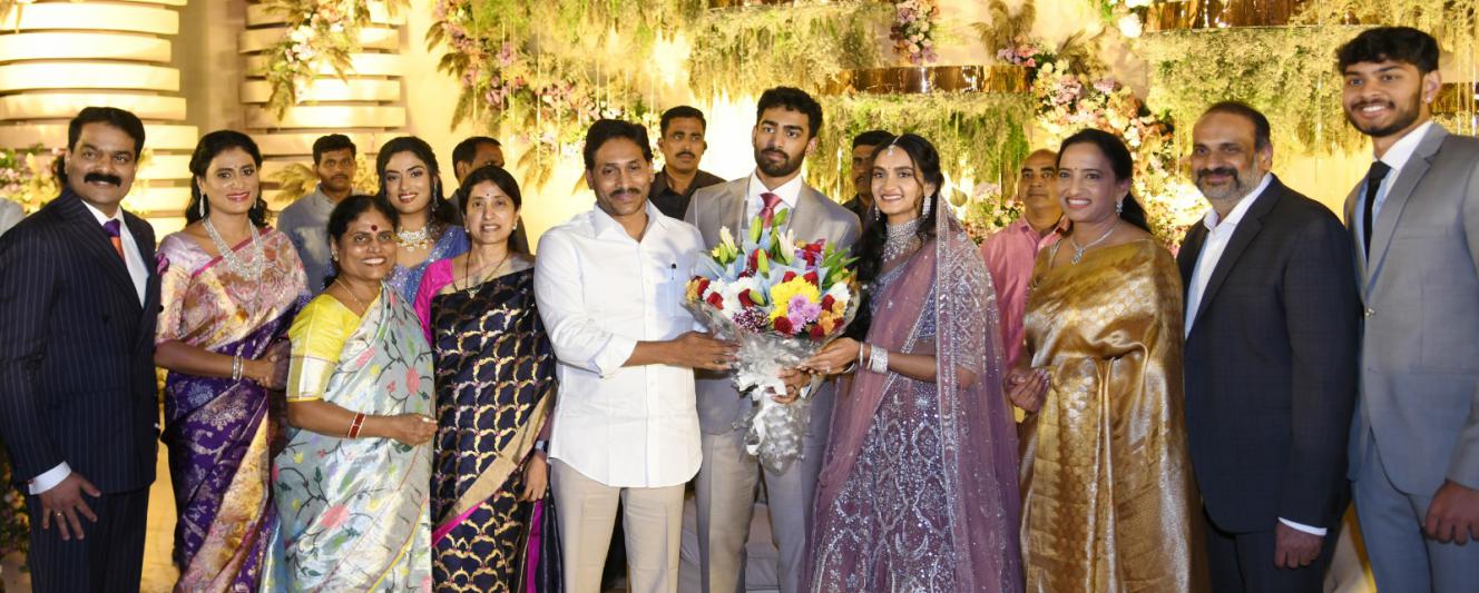 cm-jagan-attends-for-ys-sharmila-son-engagement-4.jpg