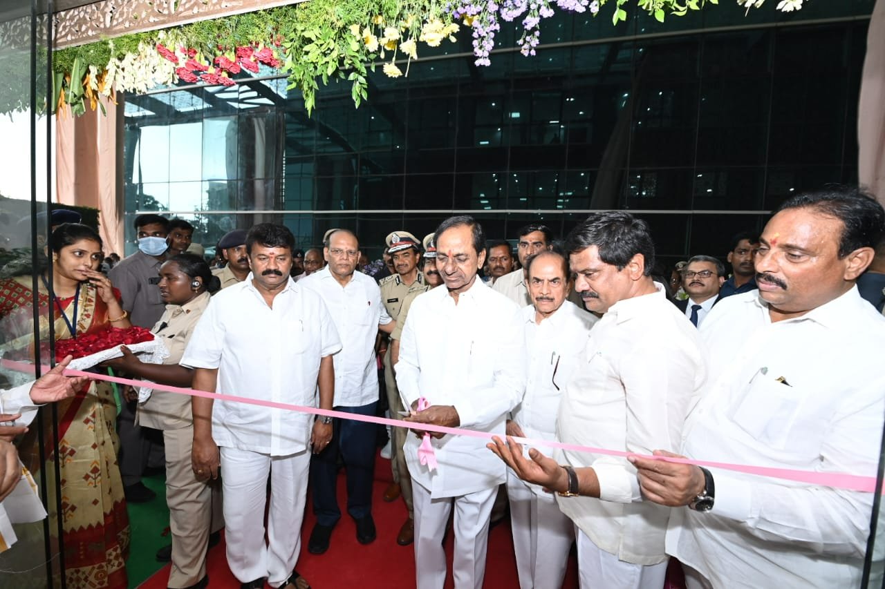 cm-kcr-inaugurated-ts-police-control-centre-4.jpg