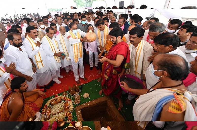 CM KCR Perform Bhoomi Pooja in Delhi