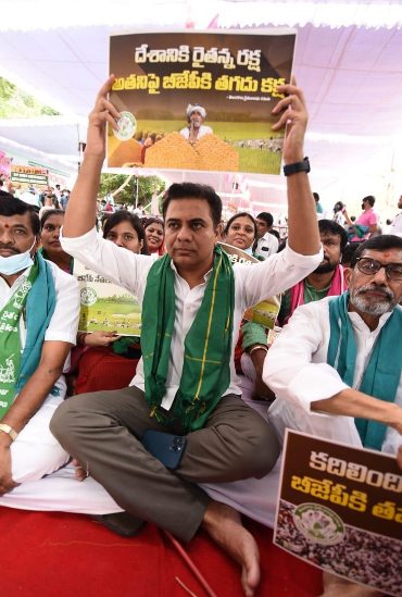 cm-kcr-protest-at-dharna-chowk-3.jpg