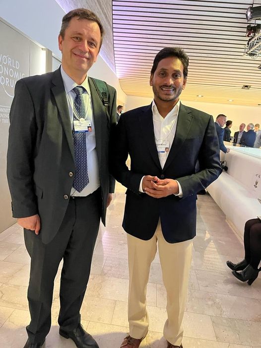 cm-ys-jagan-davos-tour3-12.jpg