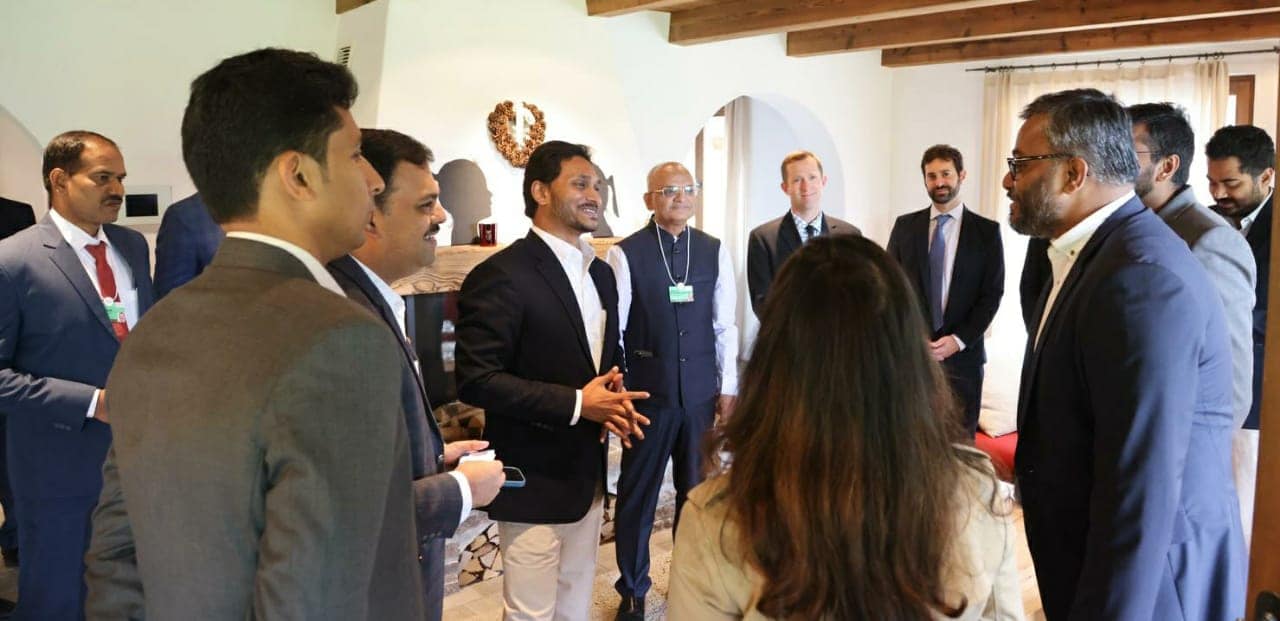 cm-ys-jagan-davos-tour4-2.jpg