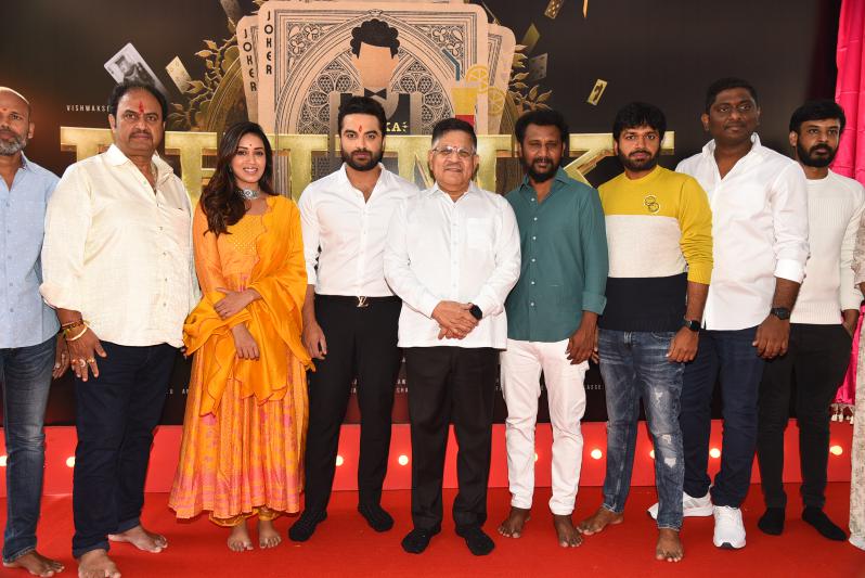 das-ka-dhamki-movie-launch-4.jpg