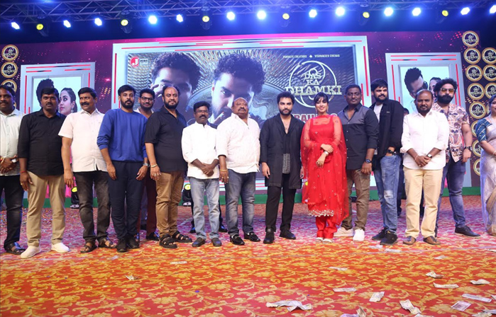 das-ka-dhamki-trailer-20-launch-2.jpg