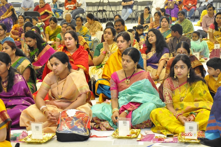 dcpooja17-1462978436.jpg