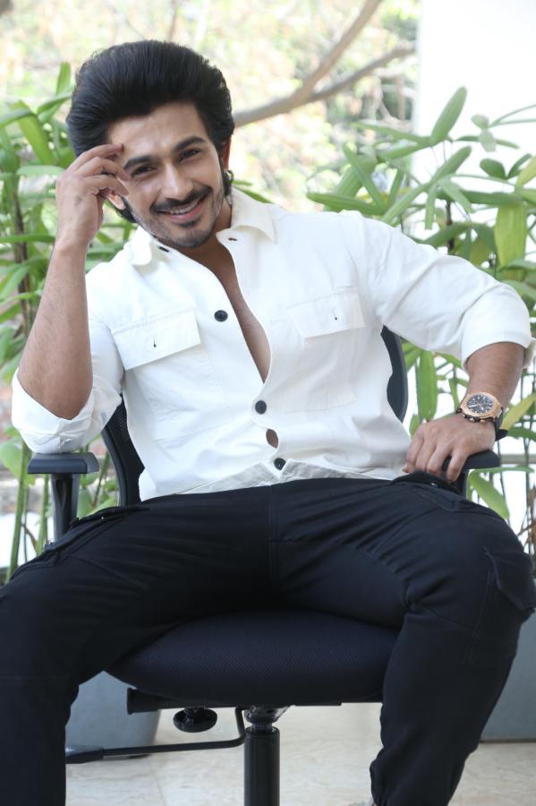 Deepak Saroj Interview