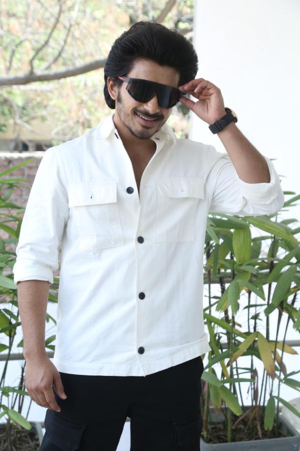 deepak-saroj-interview-18.jpg