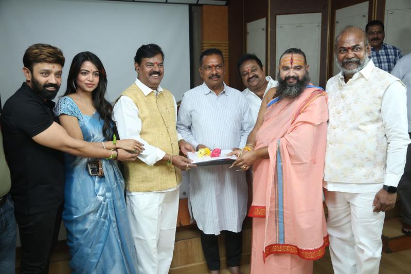 deesksha-movie-opening-stills-2.jpg