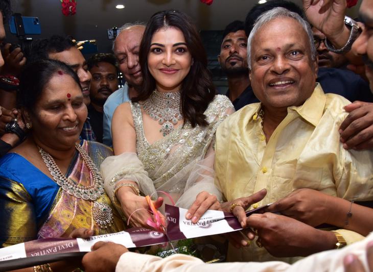 Devi Pavitra Gold & Diamonds Luxury Jewellery Store Opening by Kajal