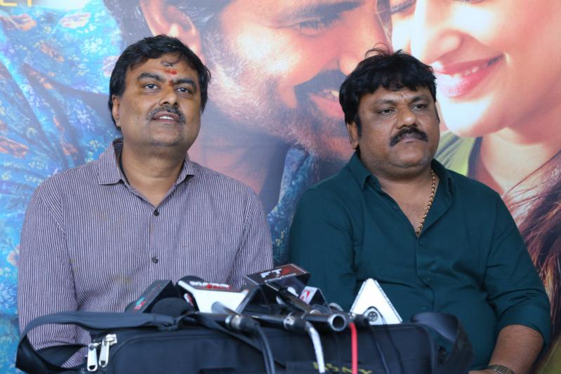 dhamaka-movie-press-meet-2-4.jpg