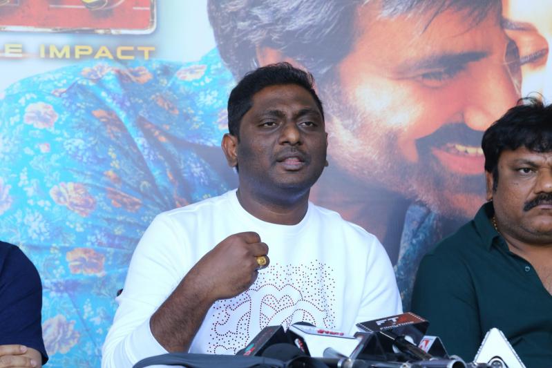dhamaka-movie-press-meet-2-9.jpg