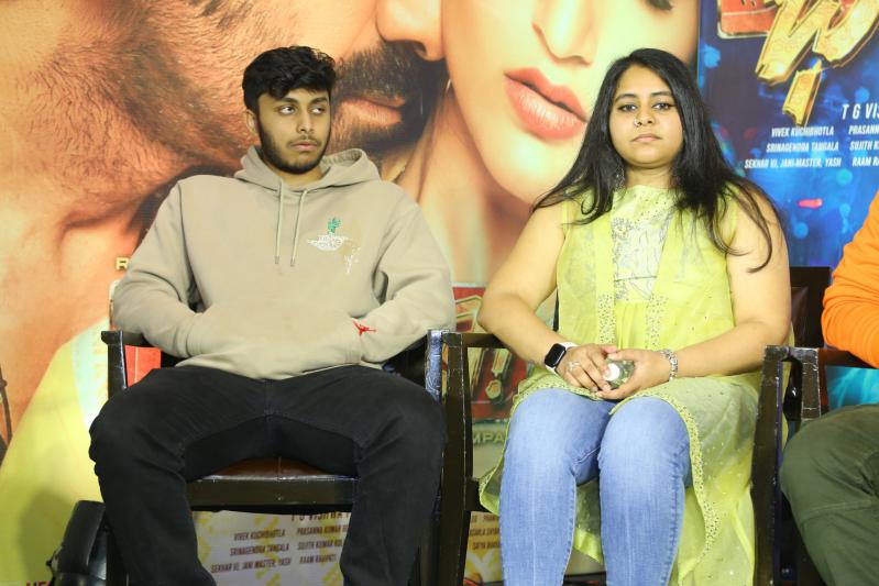 dhamaka-movie-press-meet-3.jpg