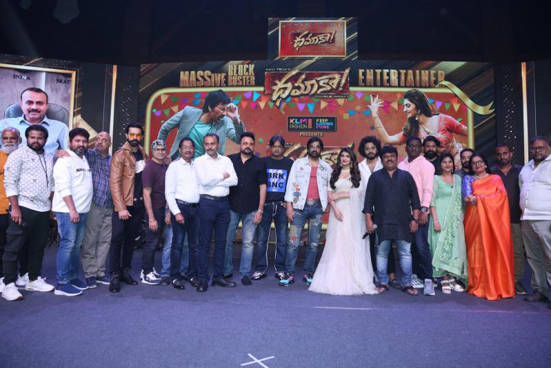 dhamaka-movie-success-meet-14.jpg