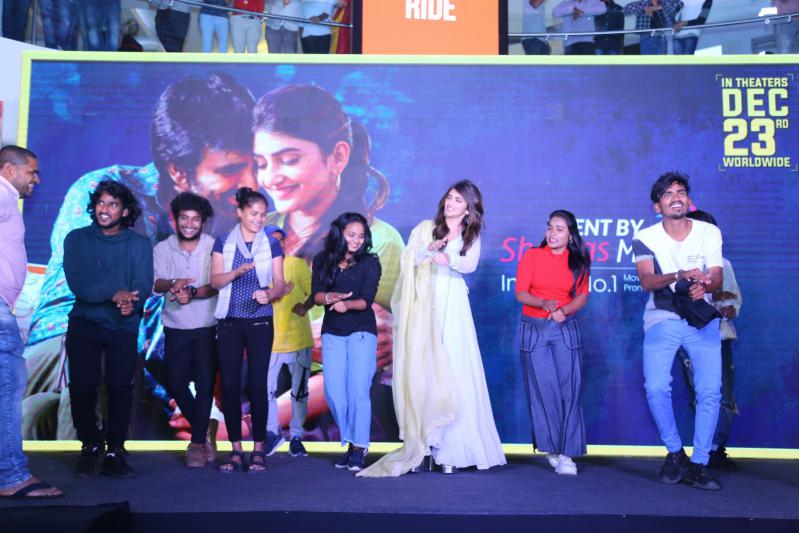 dhamaka-movie-team-meet-n-greet-19.jpg