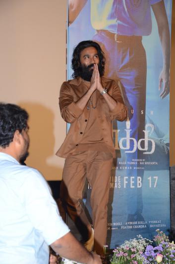 dhanush-stills-4.jpg