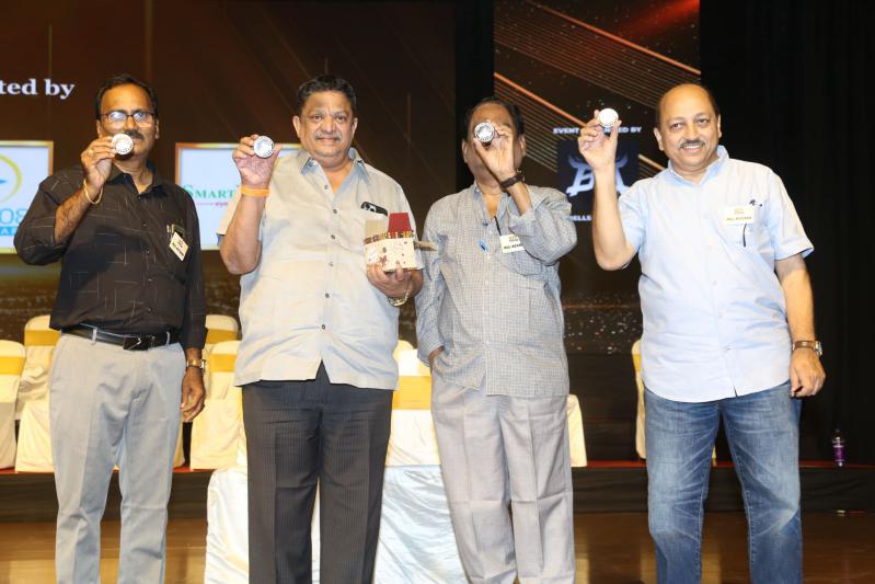dharsakaratna-dnr-film-awards-3.jpg