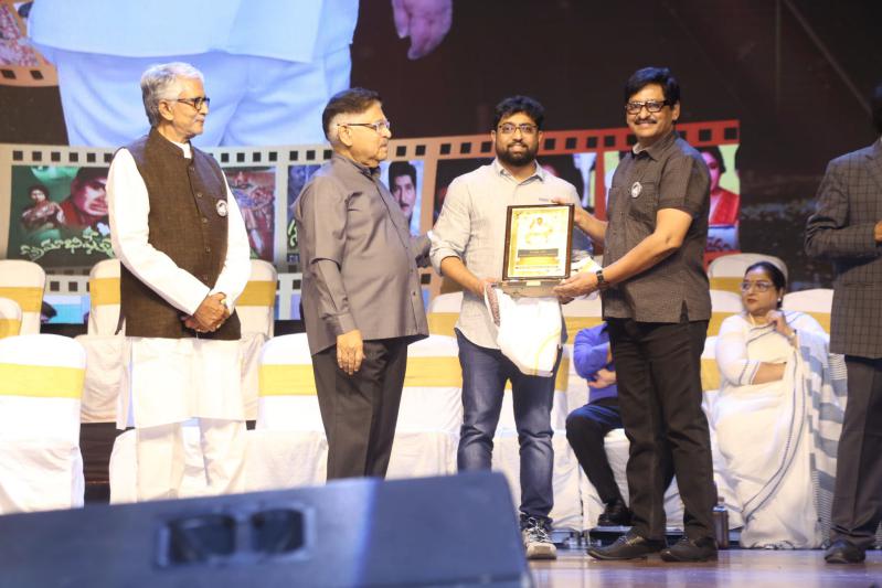 dharsakaratna-dnr-film-awards-39.jpg